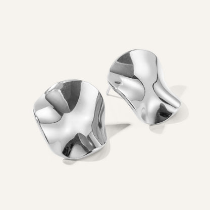 Lomenda Fluid Curve Earrings