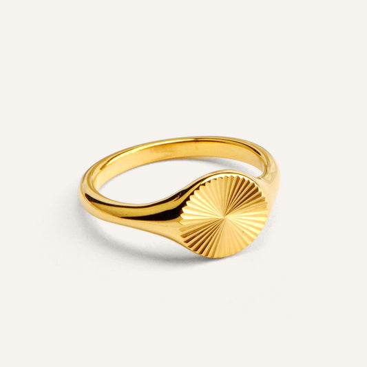 Lomenda Classic Sun Signet Ring